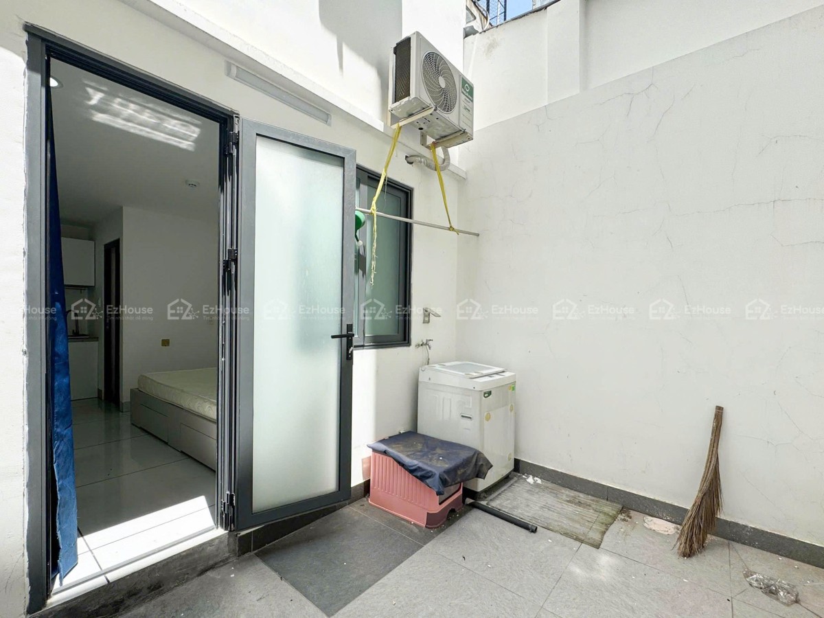 Studio tầng trệt, Ban công riêng, Full nội thất, Võ Thành Trang, Bảy Hiền, Tân Bình
