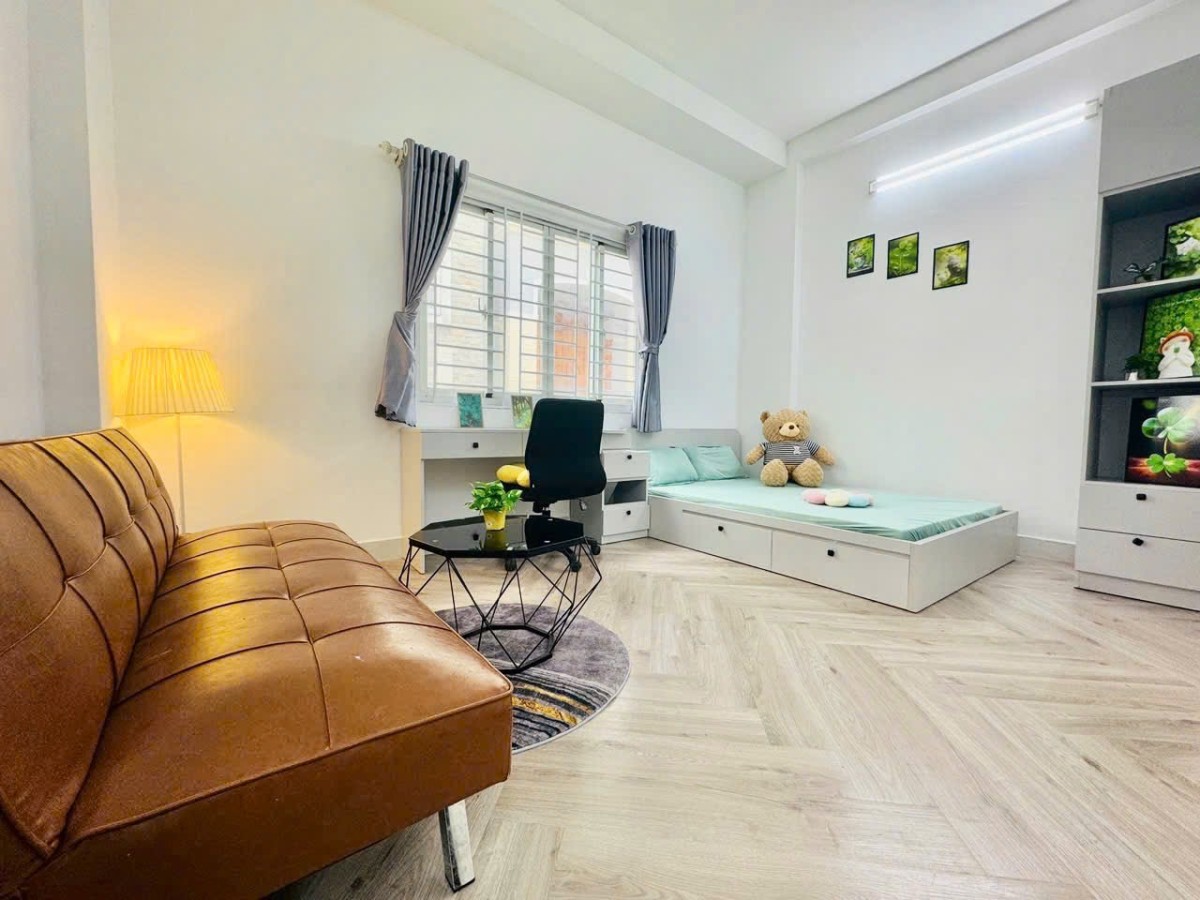 Căn hộ dịch vụ full nội thất, vị trí vàng ngay trung tâm Tân Bình