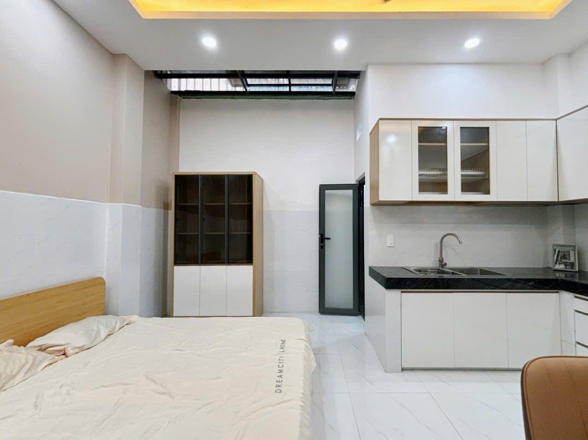 Cho thuê phòng Studio tầng trệt 35m², vị trí đắc địa Nguyễn Văn Linh, Quận 7, giá 5.2 triệu/tháng