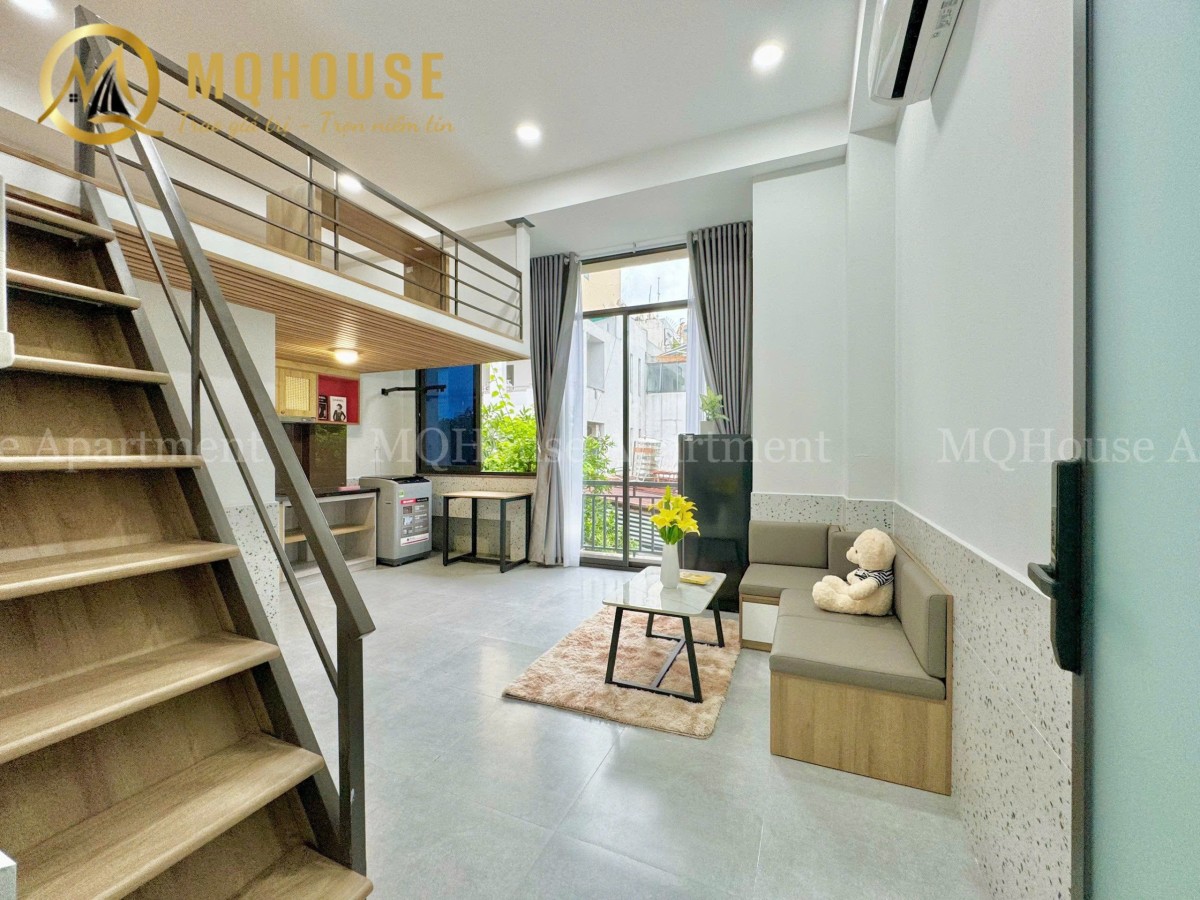 Duplex full nội thất Tân Bình, có ban công, máy giặt riêng, tòa nhà có thang máy