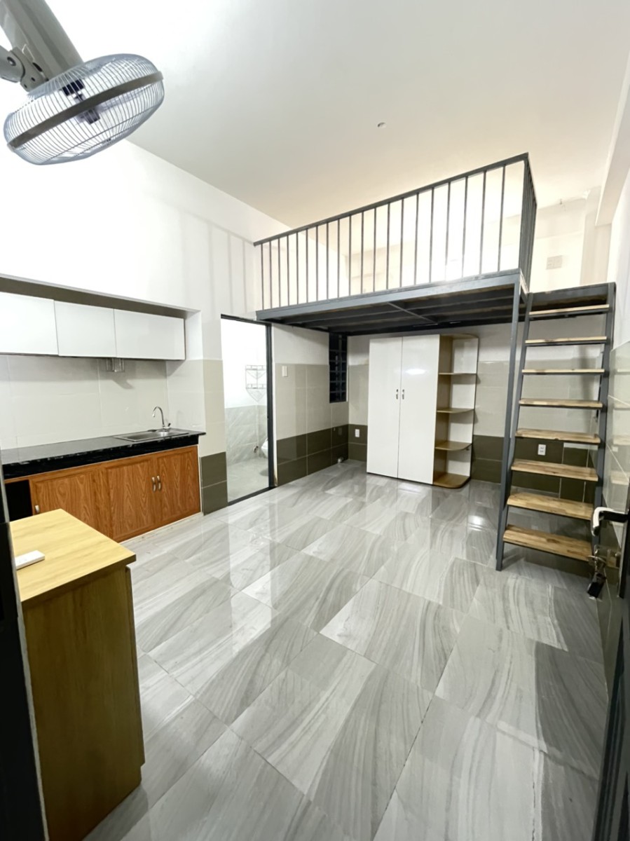 Phòng trọ 30m² có máy lạnh, ban công riêng, tủ gỗ – Phước Long B, Thủ Đức