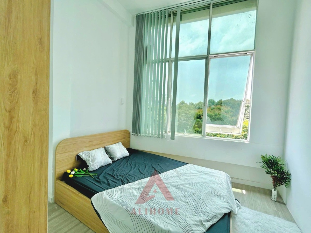 Cho thuê căn hộ 2pn full nội thất ngay khu sân bay - CV Hoàng Văn Thụ - Tân Bình