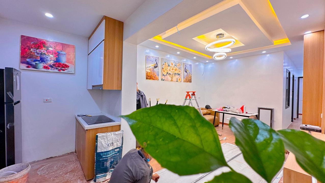 Bán căn hộ tầng 2 trung tâm Cầu Giấy, 85m2, 3pn, giá chỉ nhỉnh 4 tỷ