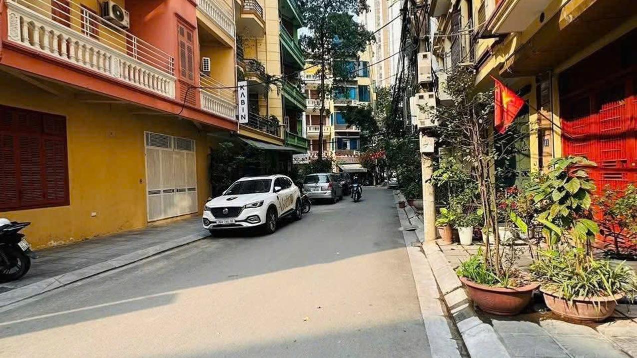 Bán nhà phân lô Trung Kính Cầu Giấy 70m² x 5 tầng, mặt tiền 5m, ô tô tránh, kinh doanh sầm uất, giá 32.8 tỷ