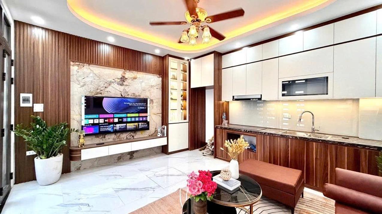 NHÀ ĐẸP TÂY NAM LINH ĐÀM – FULL NỘI THẤT – CHỈ NHỈNH 6 TỶ - Thành Phố Hà Nội