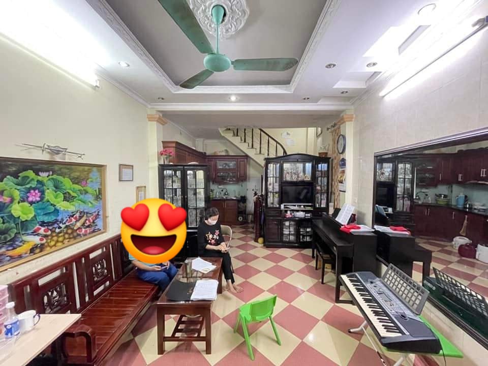 Bán nhà Kim Mã, Ba Đình 45m², 5 tầng giá chỉ 3.7 tỷ, ngõ 192 thông 290 kinh doanh tốt