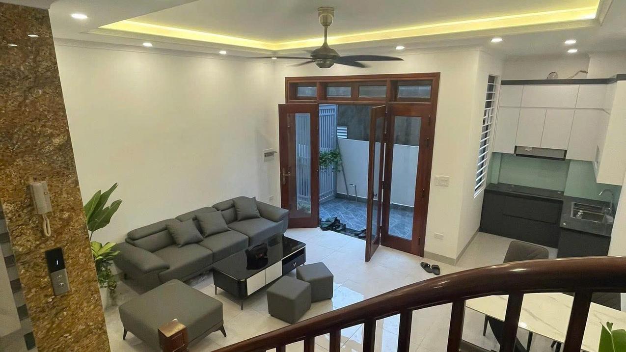 1 căn độc lập -  Thạch Bàn, Long Biên, Thang máy - Ô tô đỗ cửa - 48m chỉ 7.7 tỷ