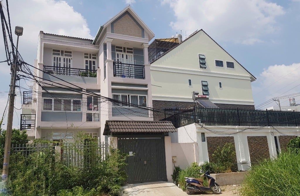Cho phòng trung tâm SG, khu an ninh, có sân vườn thoáng mát, giá chỉ 2.5tr/tháng