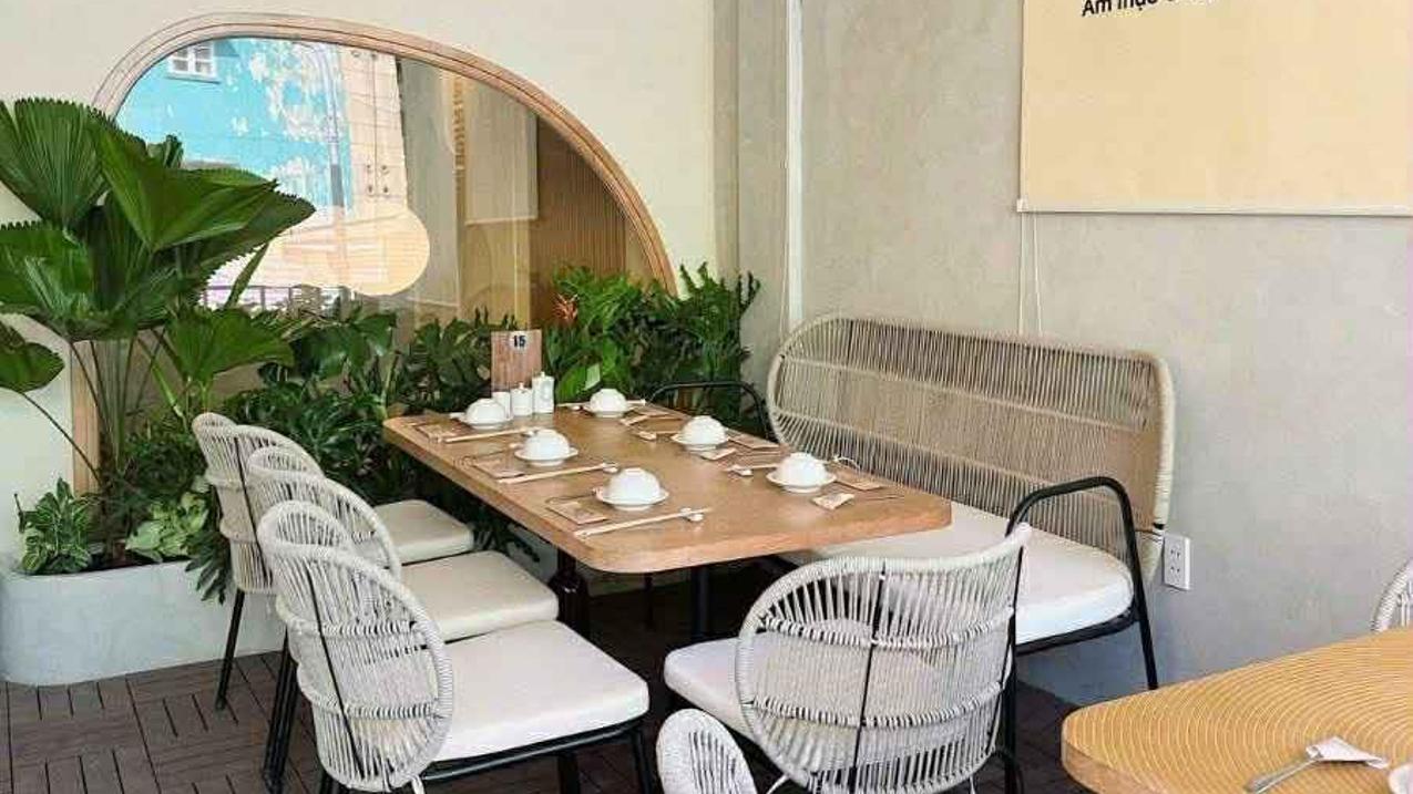 Bán nhà mặt tiền Nguyễn Cư Trinh, Quận 1, Dòng tiền 600 triệu, 4 tầng, nhà full sổ đỏ