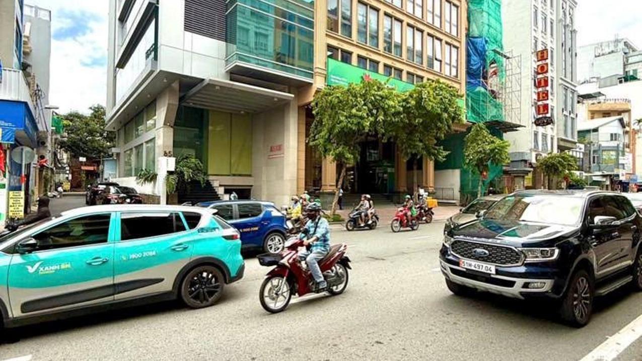 Bán nhà Bạch Đằng Tân Bình – lô góc 3 mặt tiền, 155m², gần sân bay TSN, giá 35 tỷ