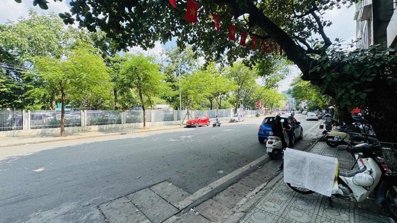 Bán nhà Ngọc Hà Ba Đình 20m², 6 tầng lô góc thoáng sáng, cách phố 15m, giá chỉ 5.99 tỷ