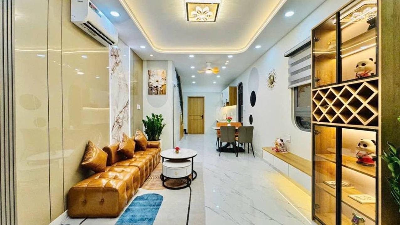 Siêu phẩm Bình Thạnh – Nhà HXH Hoàng Hoa Thám, 2 mặt tiền, full nội thất, vị trí đắc địa