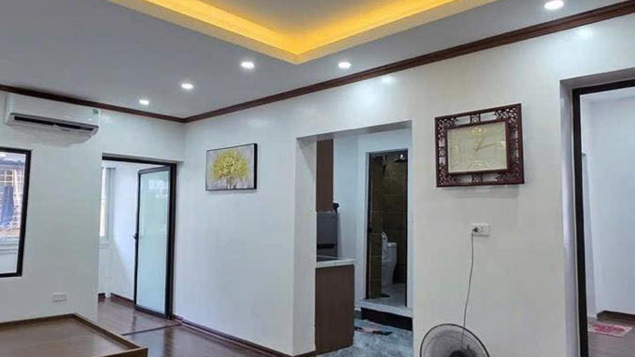 Bán nhà tập thể Nguyễn Chí Thanh, Ba Đình, 75m, 3PN full nội thất, hơn 5 tỷ