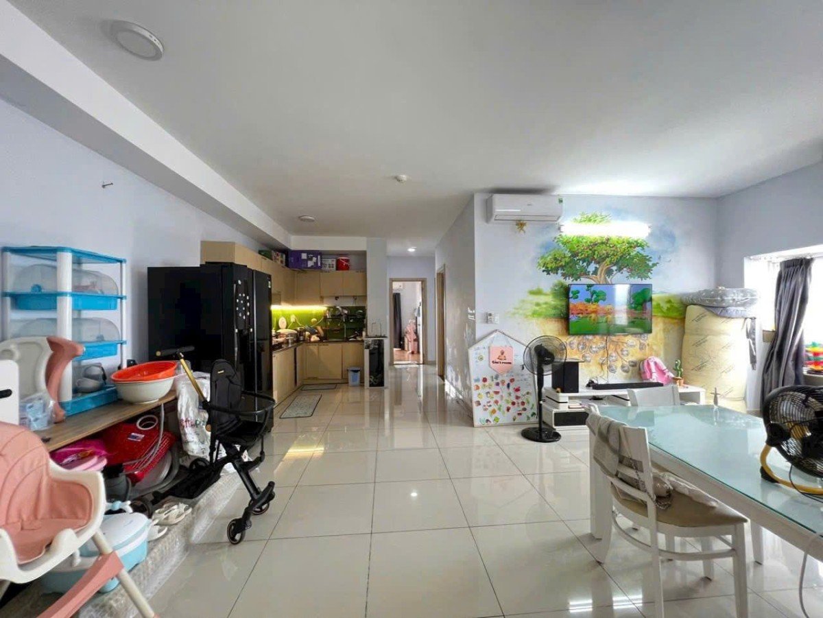 Cho thuê chung cư Phúc Yên 2, Tân Bình, 137m2, 3pn, 2wc, nội thất, 12tr/th