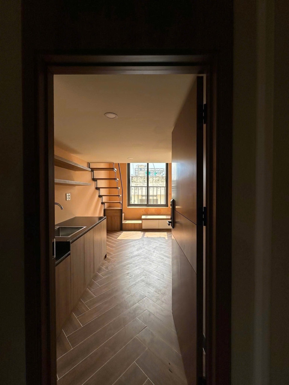 Cho thuê căn hộ Duplex 50m² full nội thất tại Lam Sơn, Tân Bình – gần sân bay Tân Sơn Nhất