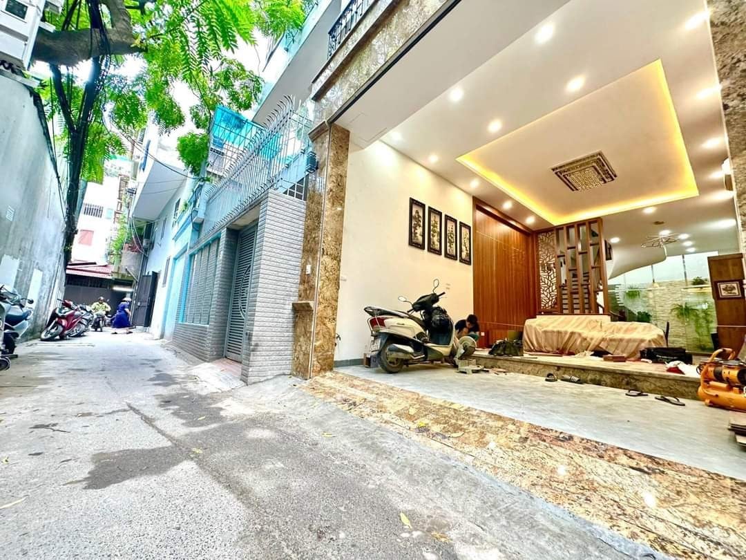 Bán nhà Nguyễn Đức Cảnh, Hoàng Mai, 56m² × 5 tầng, ô tô vào nhà, giá chỉ 5.55 tỷ