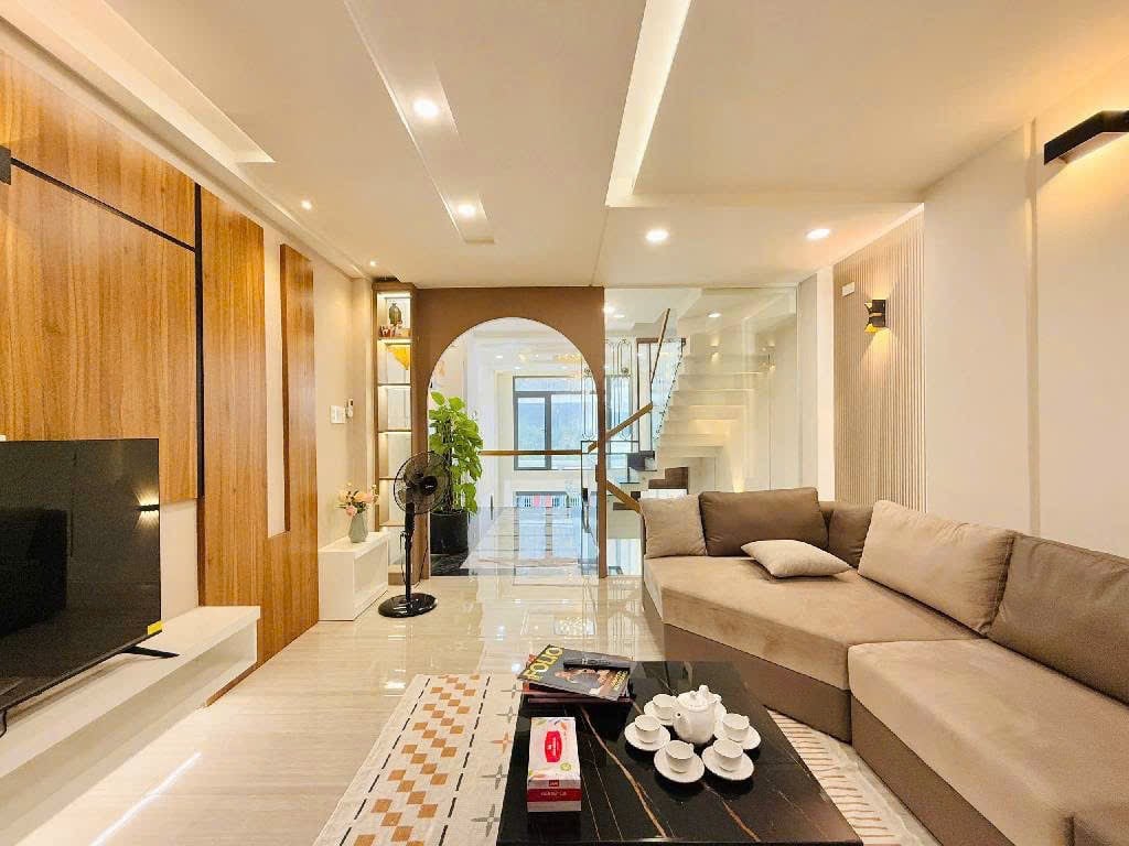 Bán nhà phố 4 tầng, 64m², Lê Đức Thọ Gò Vấp, ô tô vào nhà, giá 9.3 tỷ