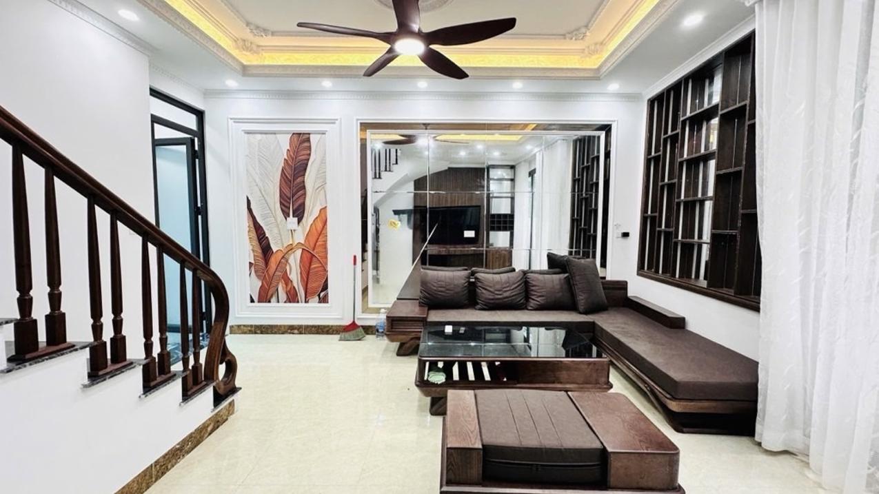 Bán nhà Cầu Giấy, Hà Nội, ô tô tránh thông thoáng 10m, gía 9 tỷ nhỉnh hơn xí