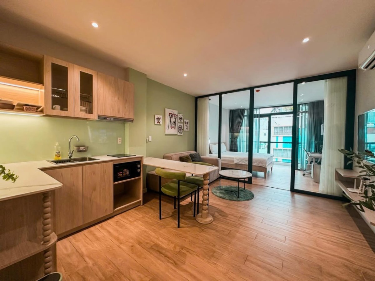 Cho thuê căn hộ mini ngay sát cầu Kênh Tẻ, Sunrise city, Lotte Quận 7, giá rẻ