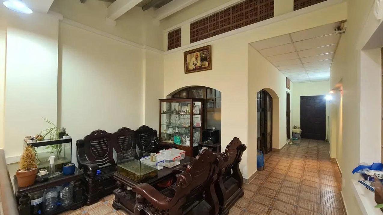 Anh tôi gửi bán gấp nhà Hẻm Xe Hơi Thành Thái, Quận 10 – 12 Tỷ – Nhà 5 Tầng Thang Máy