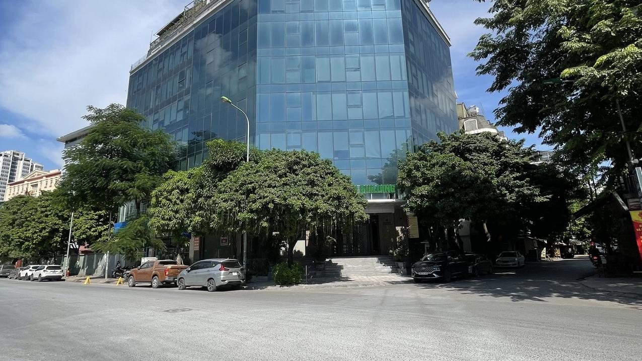 Bán tòa văn phòng ngay Thanh Liệt, Thanh Trì, 8 tầng, thang máy, pccc, giá 30 tỷ