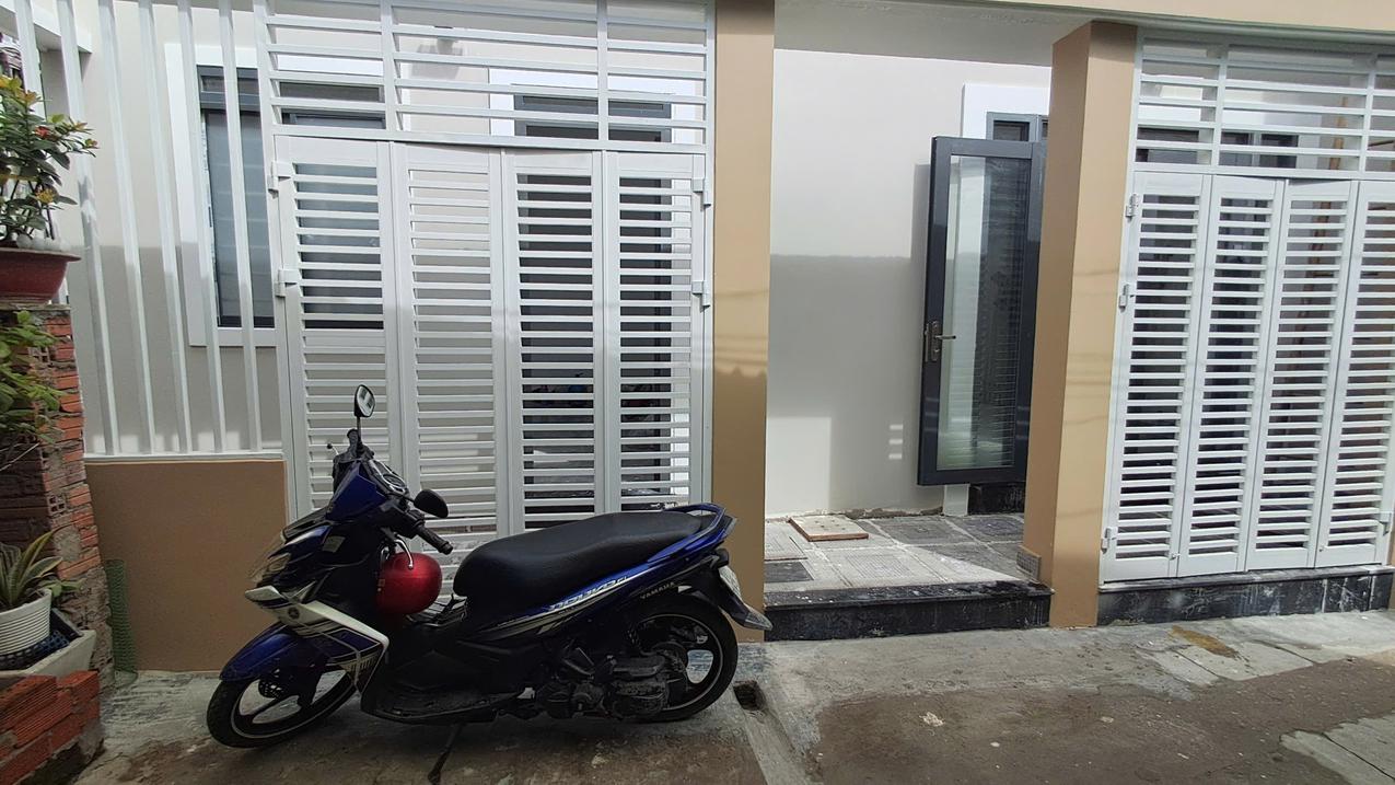 Bán nhà mới xây hẻm ba gác Dương Văn Cam, Linh Tây, giá nhỉnh 4 tỷ