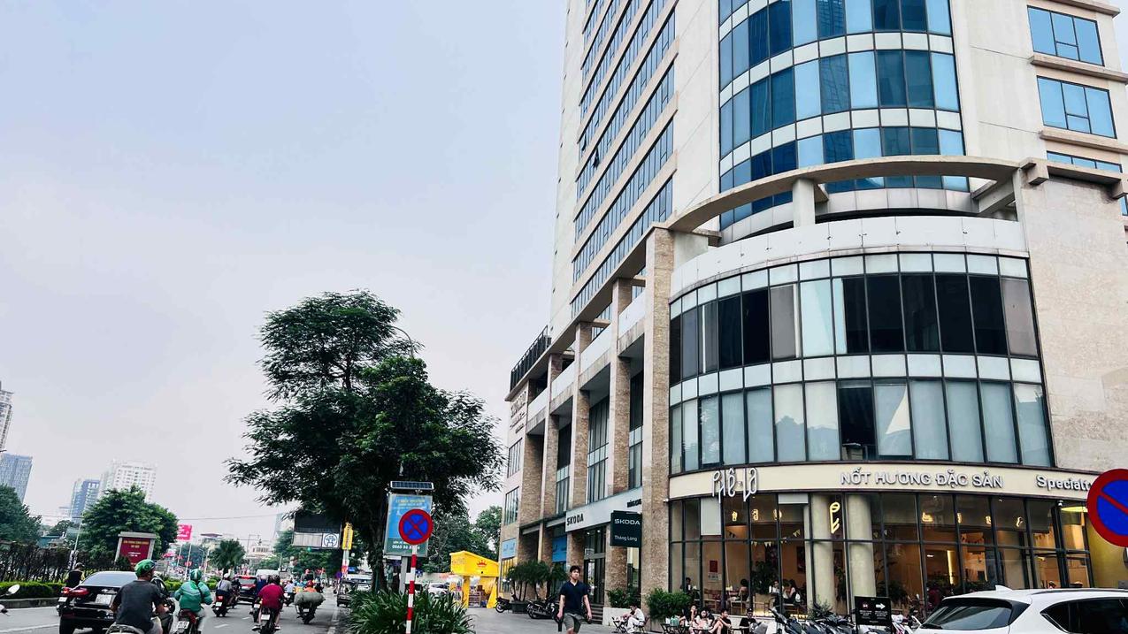 Bán nhà mặt tiền Thanh Xuân, Hà Nội, siêu phẩm lô góc, 3 mặt thoáng, dòng tiền 3 tỷ/ năm