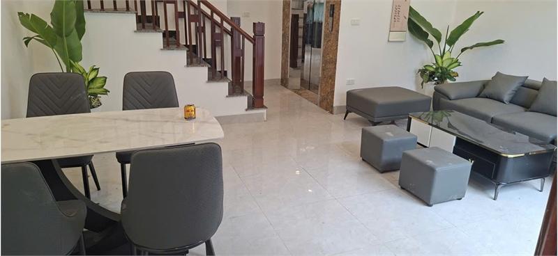 Bán nhà Thạch Bàn, Long Biên, 46m2, 6 tầng thang máy, gần ô tô, giá 7,8 tỷ