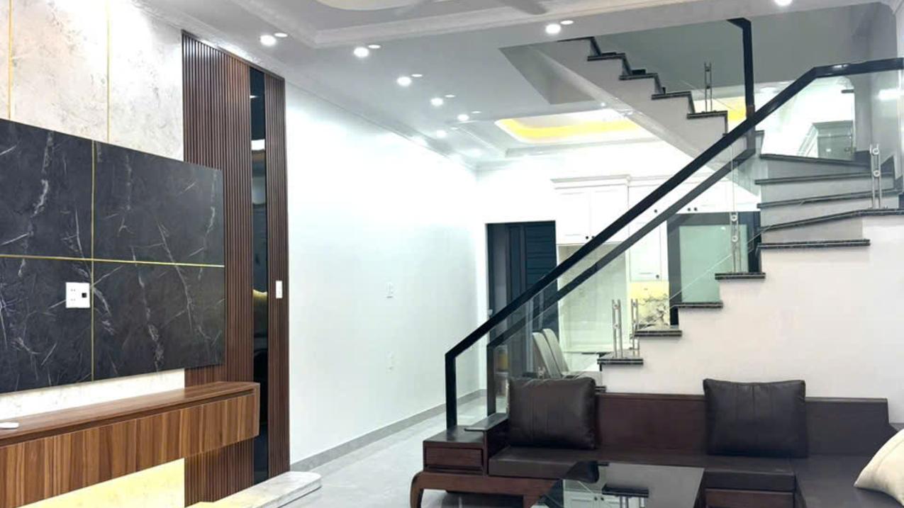 Bán nhà mới xây 3 tầng ngã tư Phủ Thượng Đoạn, Bùi Thị Từ Nhiên, Hải Phòng