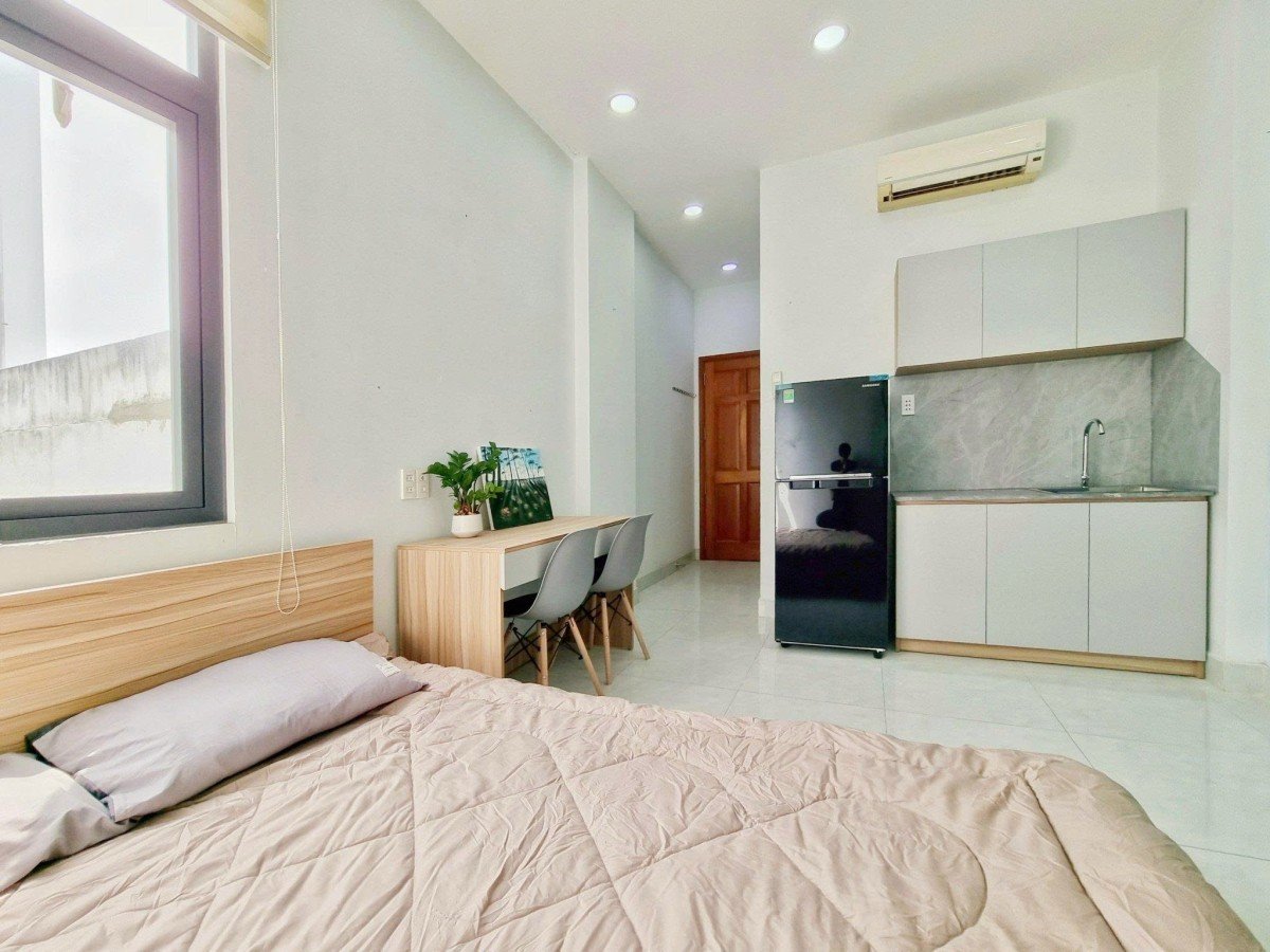Cho thuê căn hộ studio full nội thất ngay toà E.Town, Tân Bình