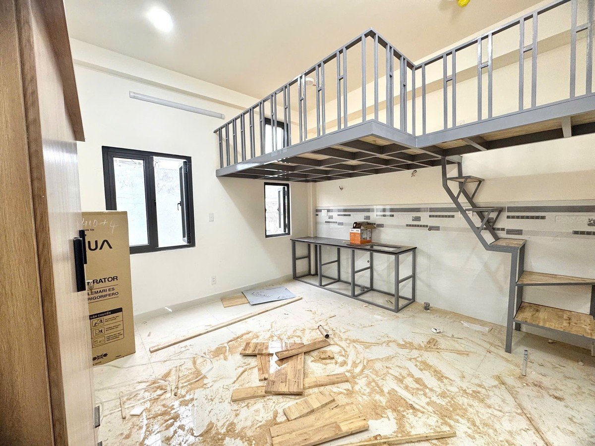 Cho thuê trọ ngay Quận 7, full nội thất, mới xây xong, ở được 3, 4 người thoải mái