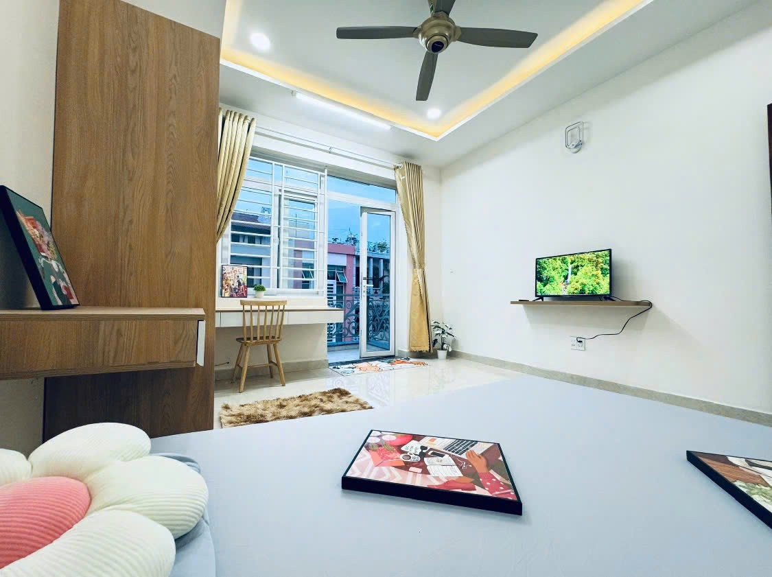 Cho thuê căn hộ ngay Lý Thường Kiệt, Tân Bình, 1 Pn, full nội thất, ngay Bệnh viện Thống Nhất