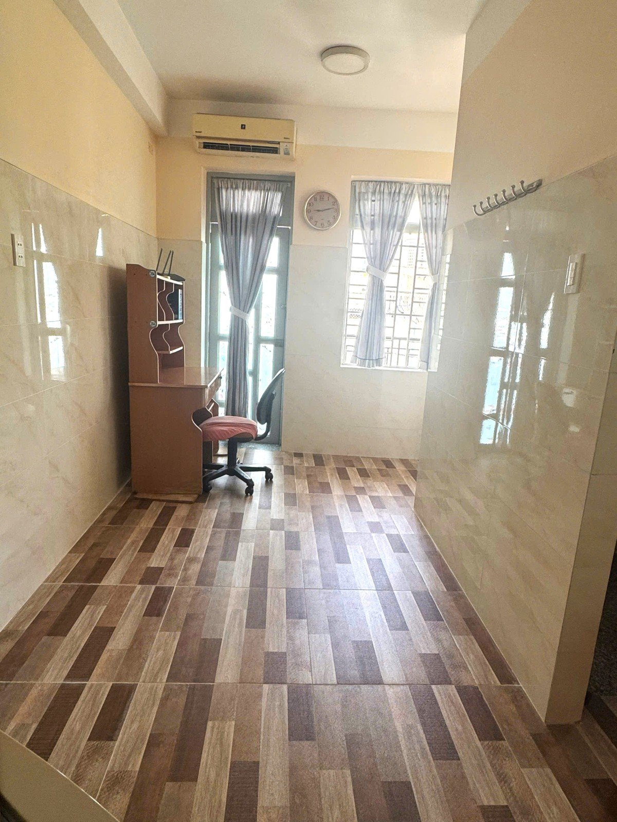 Phòng trọ cao cấp Hàng Xanh, Điện Biên Phủ, Bình Thạnh