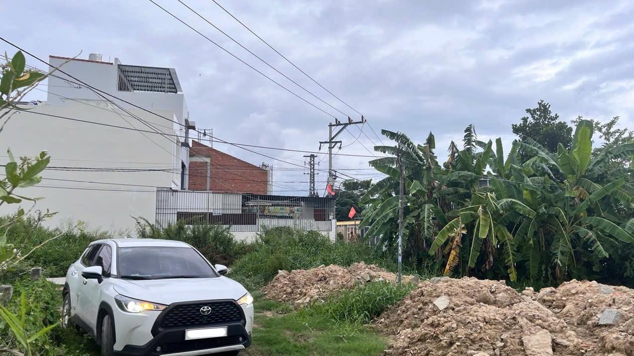 Bán 2 lô đất liền kề full thổ cứ Vĩnh Hiệp, Tp Nha Trang, khu dân cư đông đúc, sầm uất