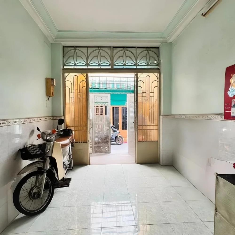 Bán nhà hxh thông Vườn Chuối, Cư Xá Đô Thành, 2 tầng, chỉ 5,2 tỷ