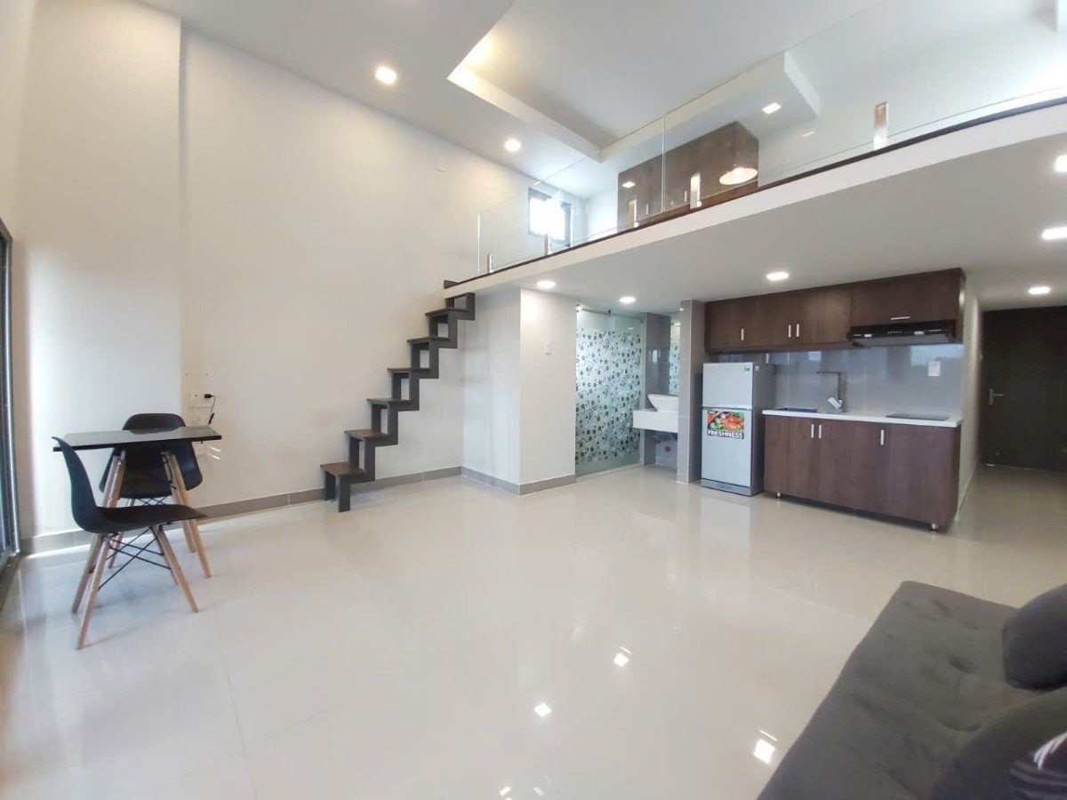 Duplex Huỳnh Tấn Phát, Quận 7, ban công mát mẻ, tòa nhà thang máy, giá rẻ