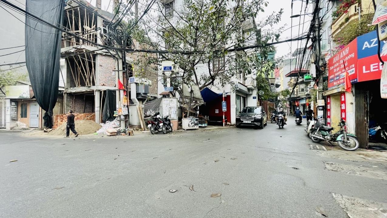 Bán biệt thư  KĐT Ao Sào, Thịnh Liệt, ô tô tránh đỗ, 3 thoáng tự nhiên, nội thất sang trọng