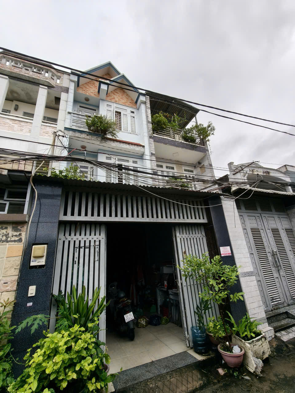Bán nhà Gò Vấp HXH 1 trục Nguyễn Văn Khối, 4x15m, 3 tầng BTCT, giá 6,79 tỷ