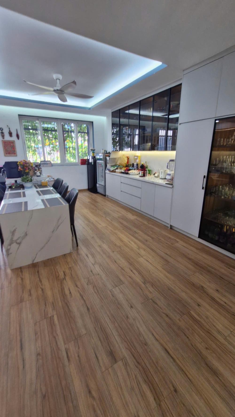 Bán nhà mặt tiền Nguyễn Phi Khanh, Quận 1, giá 17 tỷ