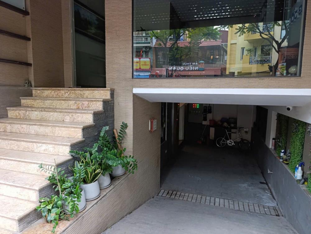 Bán tòa building ngõ vip Trung Kính, 100m2, mặt tiền 7m, giá nhỉnh 50 tỷ