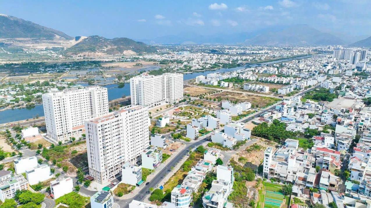 Bán lô đất biệt thự KĐT Phước Long A, Nha Trang, diện tích 240m², pháp lý chuẩn, nhỉnh 9 tỷ