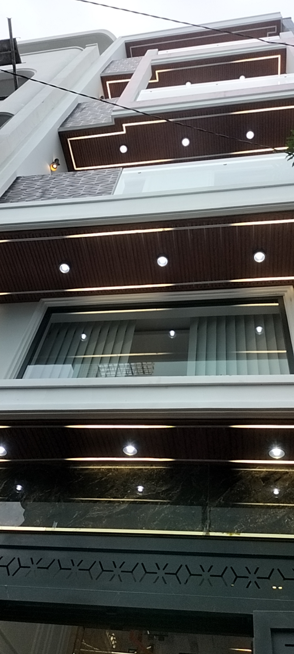 Bán nhà Hương Lộ 2 Bình Tân, full nội thất, sổ hồng riêng, giá 7.35 tỷ