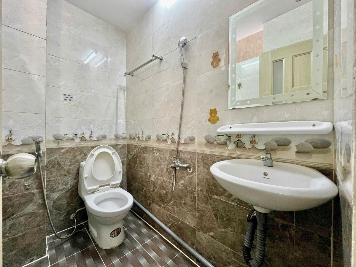 Khai trương căn hộ mới Nguyễn Cảnh Chân, Quận 1 - Giá 5tr5