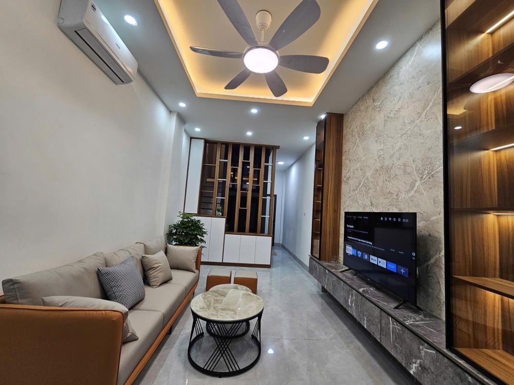 Chính chủ bán nhà Đông Tác Đống Đa, full nội thất, giá chỉ 10.3 tỷ