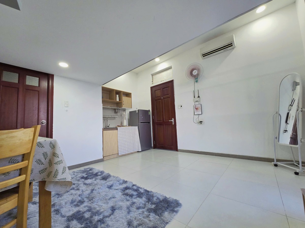 Căn hộ Duplex 2 Phòng Ngủ  Ngay Đại Học Văn Hiến , Âu Cơ - Tân Bình – Full Nội Thất, Cửa Sổ Trời