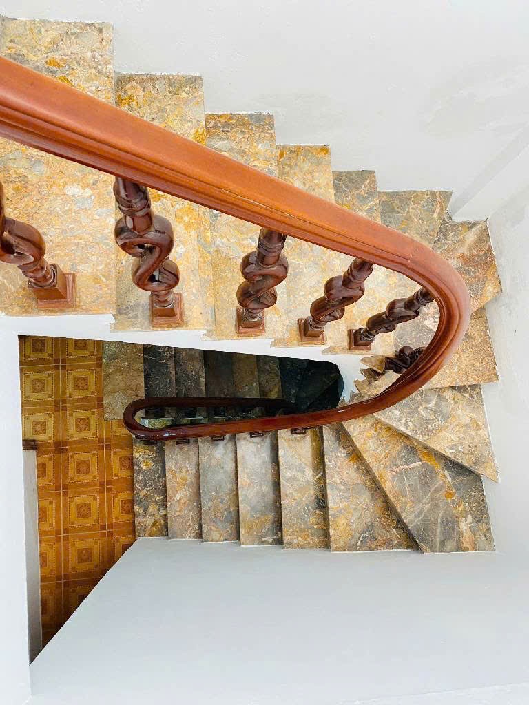 Bán nhà Tôn Đức Thắng, Hàng Bột, Đống Đa, phân lô, diện tích 20m2, giá 4.85 tỷ