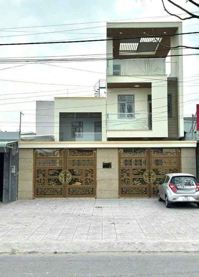 Cho thuê nhà trệt 2 lầu Cái Răng, Cần Thơ miễn phí nội thất và kho 37 triệu