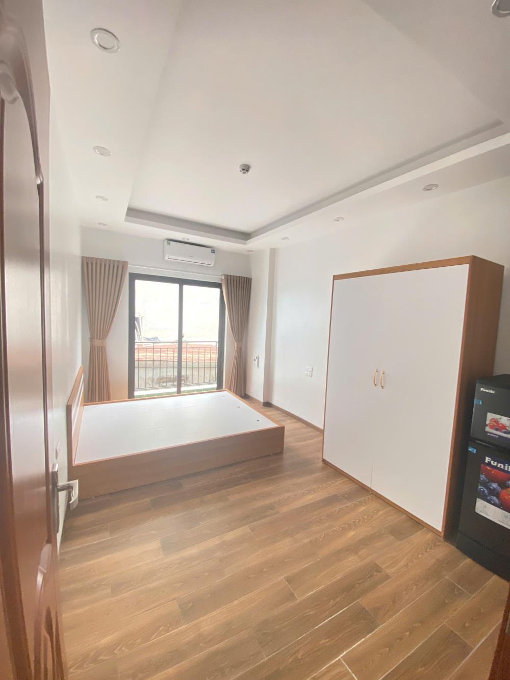 Bán chung cư mini Nguyễn Xiển 8 tầng thang máy thu 120 tr th giá 6 tỷ 3