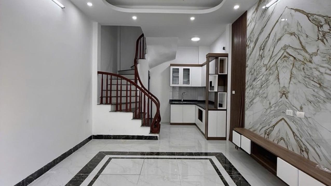 Bán nhà Ngọc Thụy Long Biên, diện tích 32m², sổ đỏ chính chủ, nhỉnh 5 tỷ