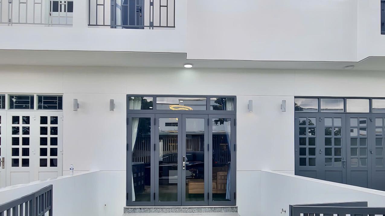 Nhà phố Trảng Bàng Tây Ninh, gần KCN Phước Đông, diện tích 100m², giá chỉ 1.7 tỷ